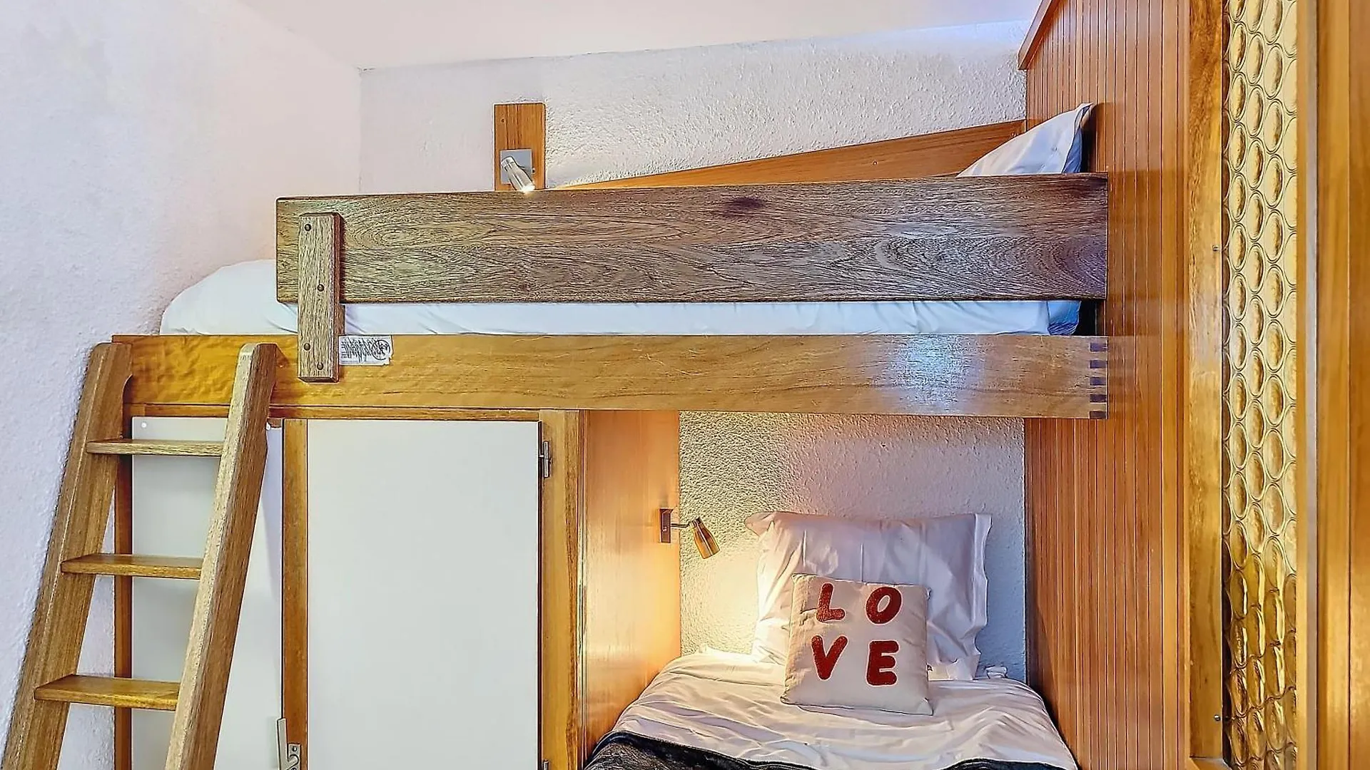 Apartment Courchevel 1650 - Ski Flat 7S05