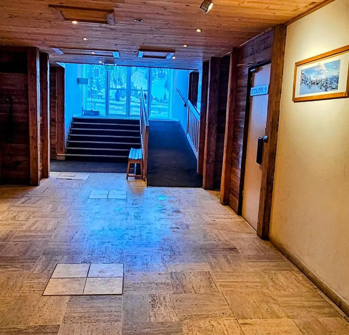 Courchevel 1650 - Ski Flat 7S05